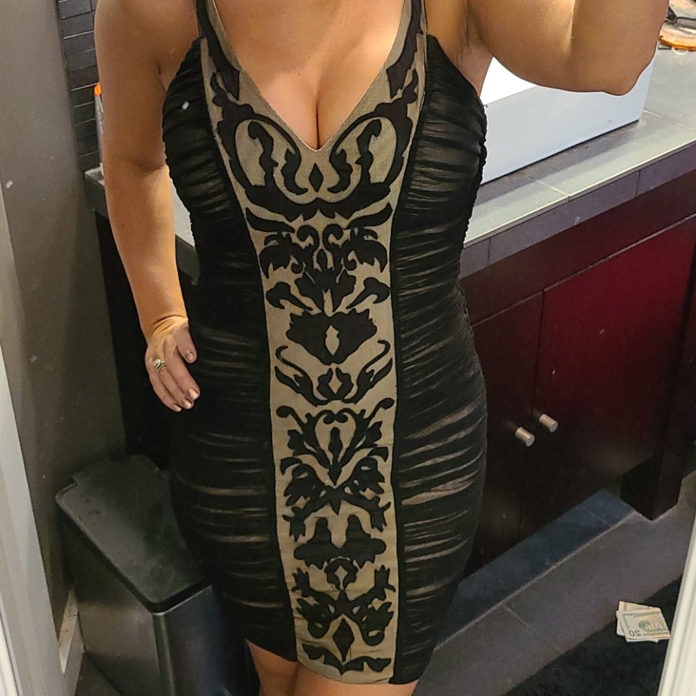 Bebe bodycon dress